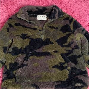 Camouflage Crop Hoodie